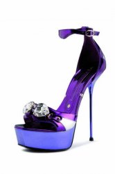 Босоножки на шпильке