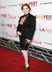 Жабо в женской одежде